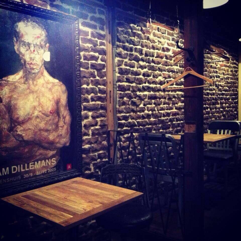 店舗 壁 レンガ